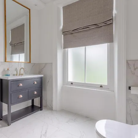 Luxurious & 3bd House - Chelsea * Londra
