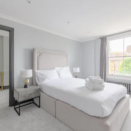 Luxurious & 3bd House - Chelsea