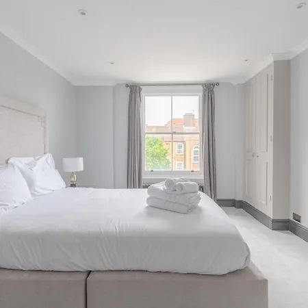 Luxurious & 3bd House - Chelsea *