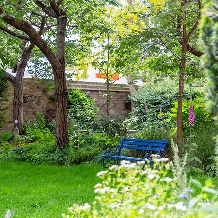 Vibrant 2bd Flat - Near Bridge London
