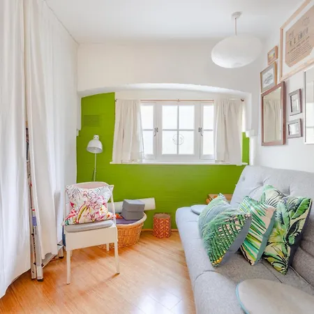 Vibrant 2bd Flat - Near Bridge
