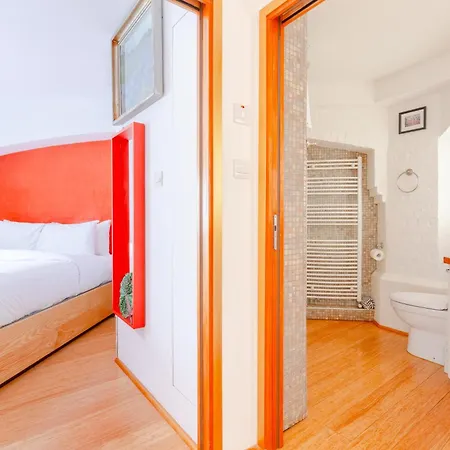 Vibrant 2bd Flat - Near Bridge Apartment London