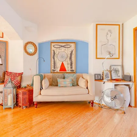 Vibrant 2bd Flat - Near Bridge *