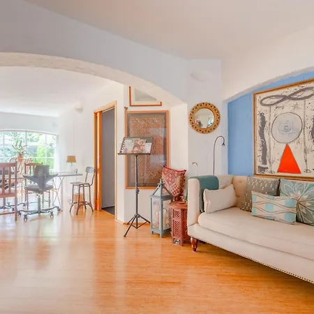Vibrant 2bd Flat - Near Bridge