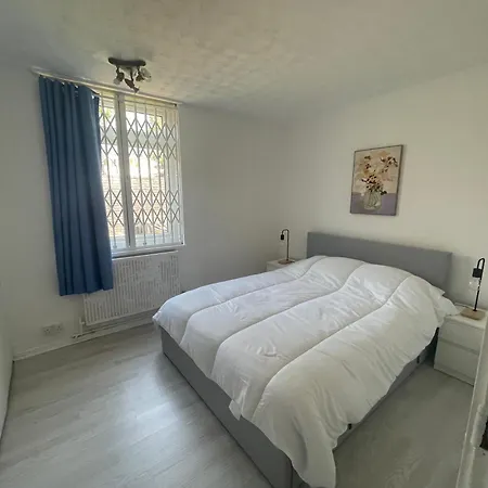 Spacious & Welcoming 4bd House - Kennington Appartement Londres