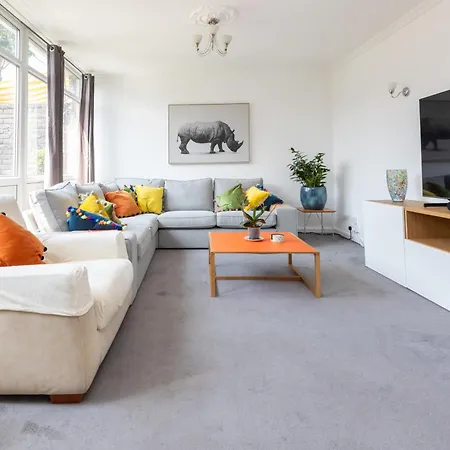 Spacious & Welcoming 4bd House - Kennington Appartement *