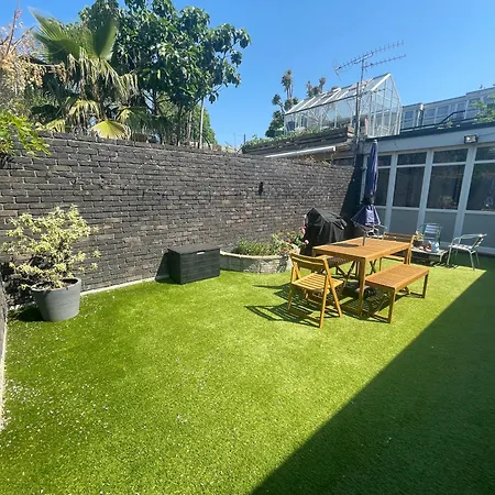 Spacious & Welcoming 4bd House - Kennington Appartement Londres