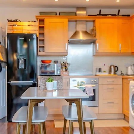 Vibrant & Modern 1bd Flat - Hackney *