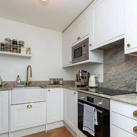 Snug & Homely 1bd Flat - Hackney! * London