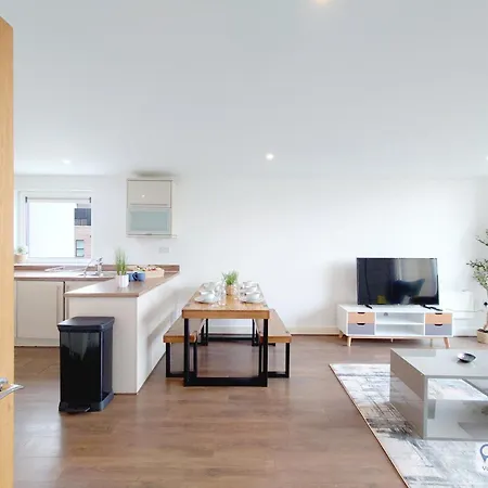Apartment Free Parking - Serviced Two Bed London Docklands