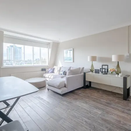 Beautifully Decorated 1bd Oasis - Earl's Court! * London