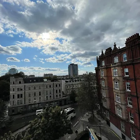 Beautifully Decorated 1bd Oasis - Earl's Court! Apartment