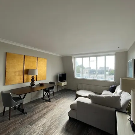 Apartment Beautifully Decorated 1bd Oasis - Earl's Court! *