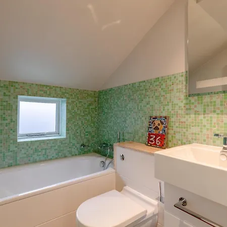 Secluded & Serene 3bd Family - Wandsworth! Apartment *