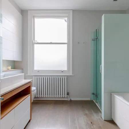 Apartment Secluded & Serene 3bd Family - Wandsworth! London