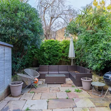 Secluded & Serene 3bd Family - Wandsworth! * London
