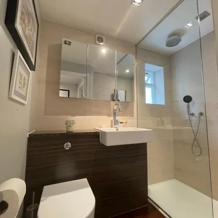Secluded & Serene 3bd Family - Wandsworth!