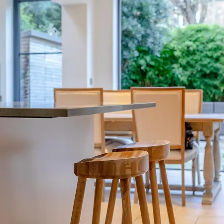 Apartment Secluded & Serene 3bd Family - Wandsworth! *