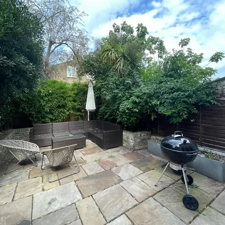 Secluded & Serene 3bd Family - Wandsworth!