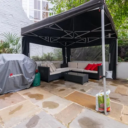 Apartment Gorgeous 2bd Flat With Patio - South Kensington! *
