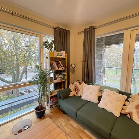 Apartment & Modern 1bd Flat With Balcony Hackney!