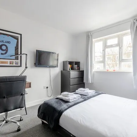 Spacious 1bd Flat - 4 Mins To Regent's Canal! Apartment London