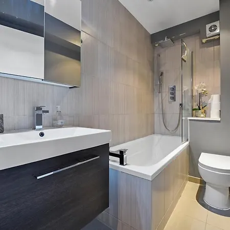 Apartment Chic High-end 1bd Flat - Near Borough Market! *