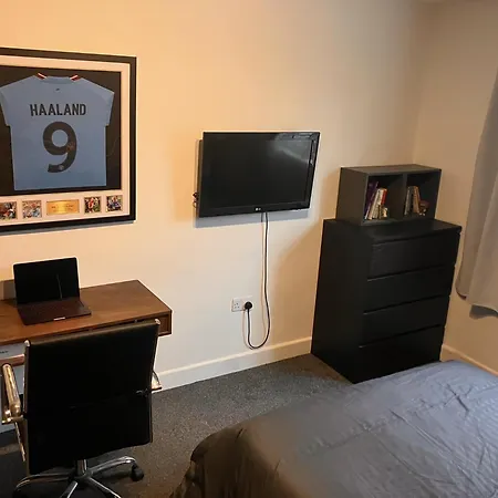 Spacious 1bd Flat - 4 Mins To Regent's Canal! London