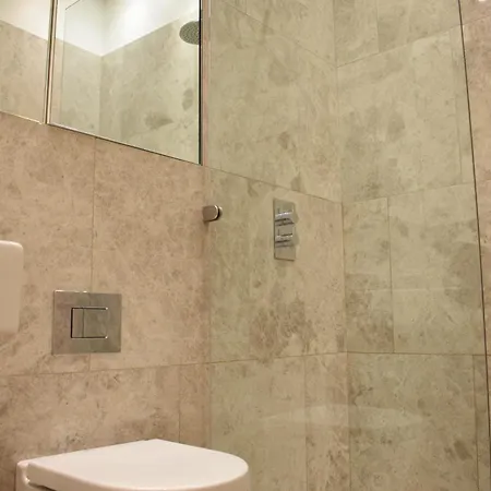 Apartment Chic 1bd Flat - 11mins To Holland Park Kensington London