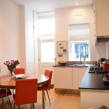 Chic 1bd Flat - 11mins To Holland Park Kensington *