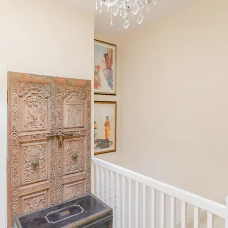 Apartment Beautifully Curated 2bd Flat Tyburnia London! London