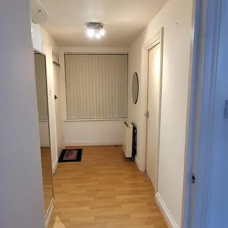 1 Bed, G-floor Close To O2, Excel And Airport * Londres