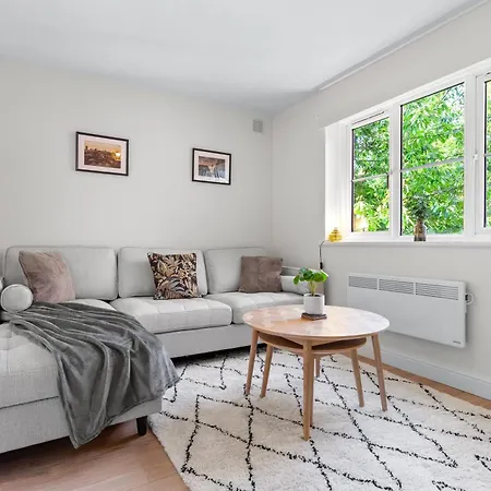 Apartment Beautiful 1 Bed Close To Amenities London
