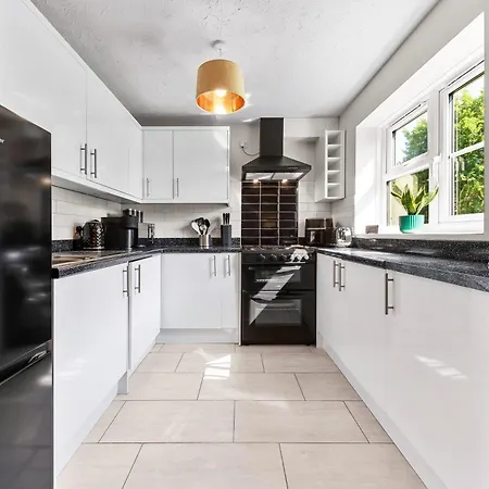 Apartment Beautiful 1 Bed Close To Amenities London