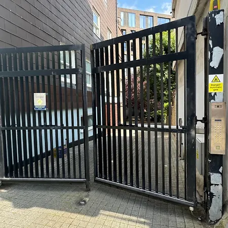 Camden Regent Canal Double Private Bathroom Homestay