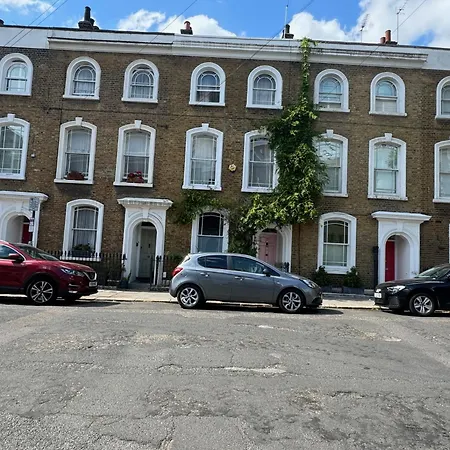Camden Regent Canal Double Private Bathroom Homestay London