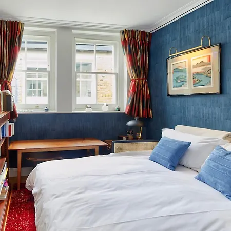 Stunning 2 Bedroom In Little Venice West Apartment *