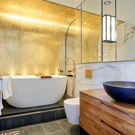 Apartment Stunning 2 Bedroom In Little Venice West