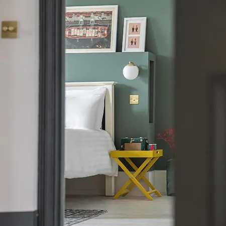 Chic And Colourful Family By Underthedoormat London