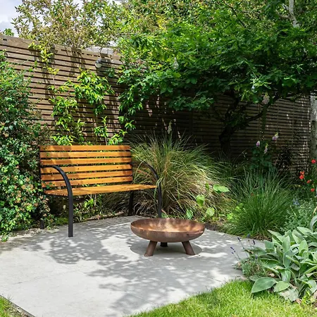 Holiday home Chic And Colourful Family By Underthedoormat London