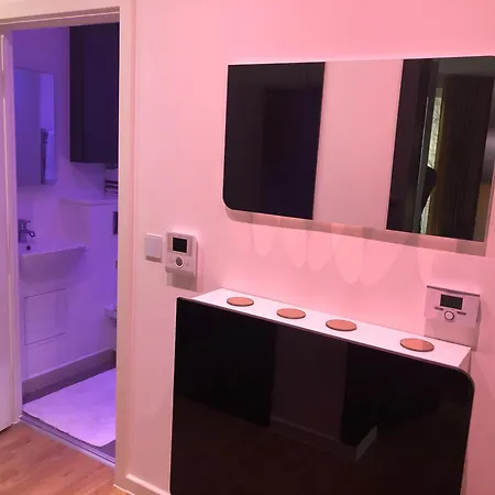 Stylish Next2 Westminster With Rooftop Apartment