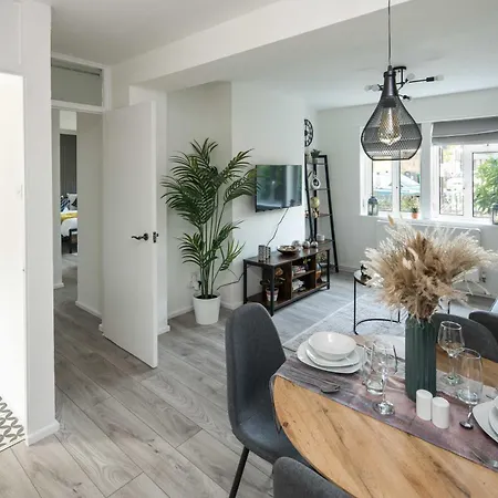 1 Bedroom Kentish Town Apartment *