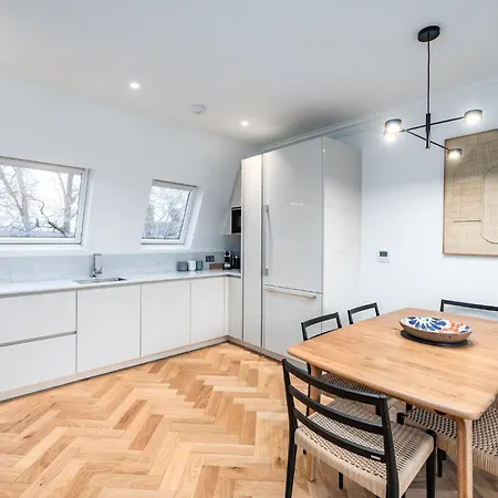 Apartment Stunning Hampstead Rh9 *