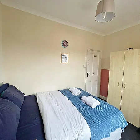 Cozy Bedroom Family * London