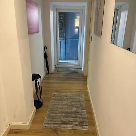 Cozy Two Bedroom Sleeps 6 Near Camden Market Hw10