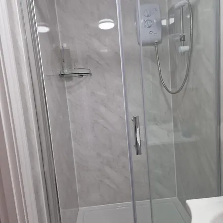 Appartement Flat On Straight Road, Harold Hill,