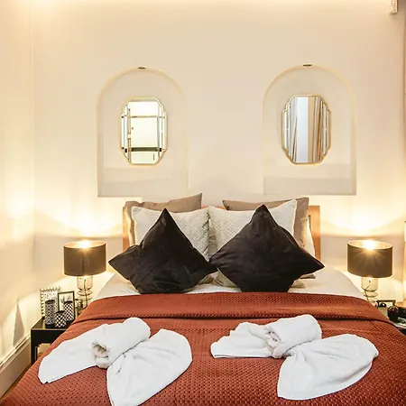 Mayfair-dreamhouse-ac-selfridges-oxfordstreet-superluxury Apartment London