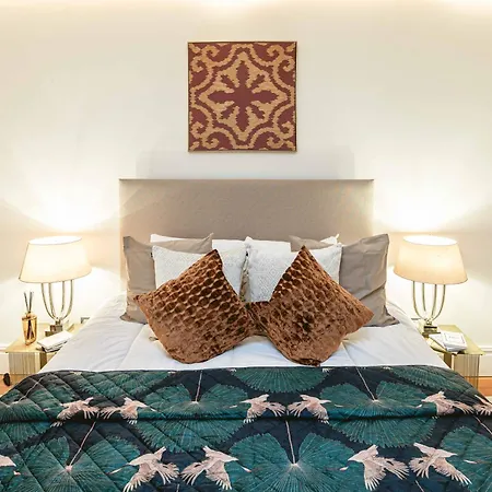 Mayfair-dreamhouse-ac-selfridges-oxfordstreet-superluxury * London
