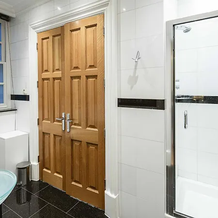 Mayfair-dreamhouse-ac-selfridges-oxfordstreet-superluxury London