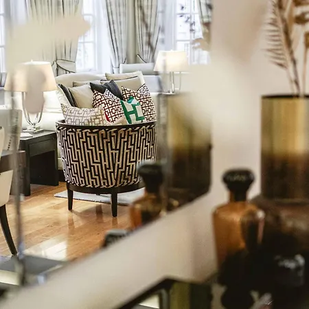 Mayfair-dreamhouse-ac-selfridges-oxfordstreet-superluxury